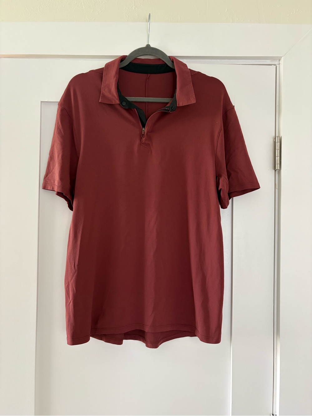 Lululemon Men's Red Drysense Performance Polo Size M